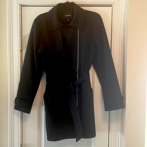Express Black Jacket - Picture 4 of 7
